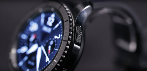 Компания Samsung представила 2 варианта смарт-хронометра Gear S3 на выставке IFA