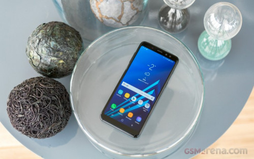 Samsung Galaxy A6 + с двумя SIM-слотами появился на официальном сайте компании