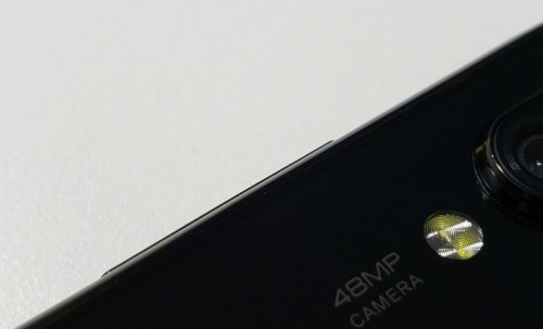 Xiaomi представит телефон с 48-мегапиксельной камерой в январе 2019 года